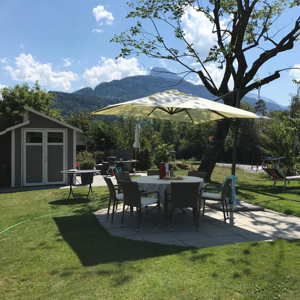 Haus Eleisa Apartment Brunnen Bagian luar foto